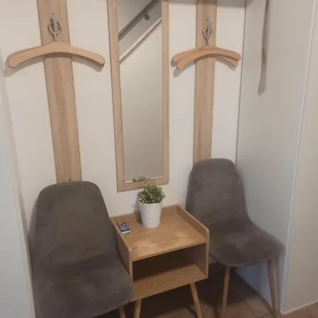 Dream Days , House * Stude