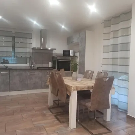Dream Days , House