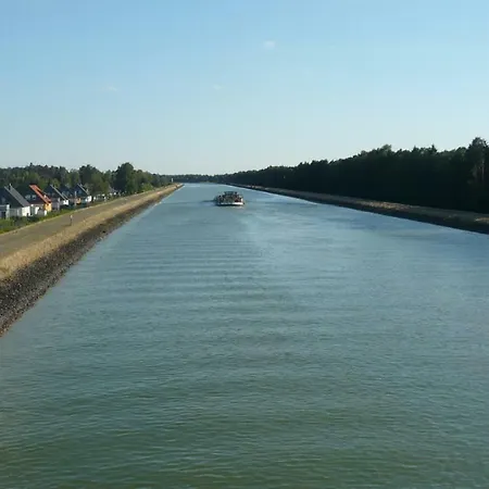 Dream Days , House *